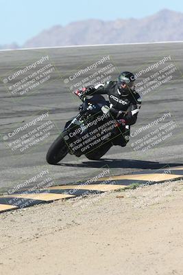 media/Oct-13-2025-Moto Forza (Mon) [[a66d839500]]/4-C Group/Session 2 (Bowl)/